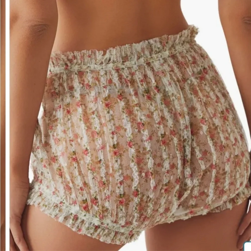 New Free People Gimme  Butterflies panty size medium new with tags